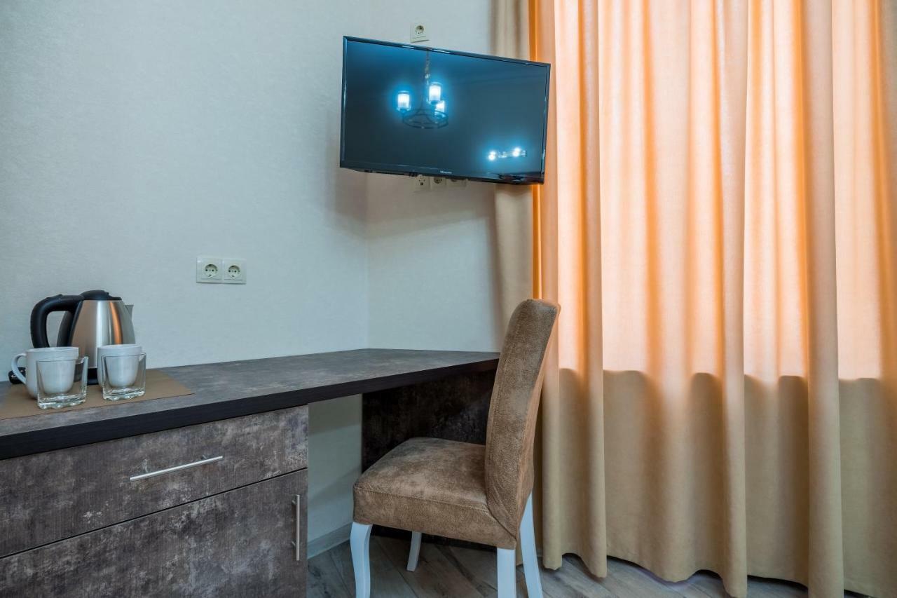 Golden Light Hotel Tbilisi Buitenkant foto